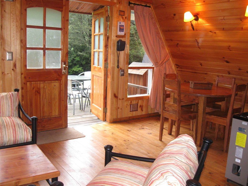 Termas De Aguas Calientes Villa Puyehue Exterior photo